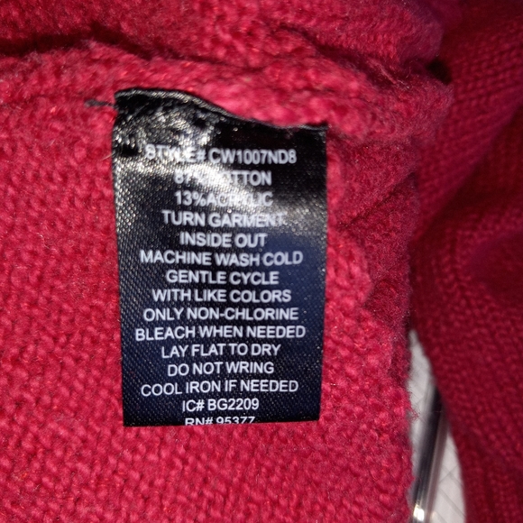 Women's sanctuary red/ cranberry sweater size large cotton and acrylic - Picture 5 of 6